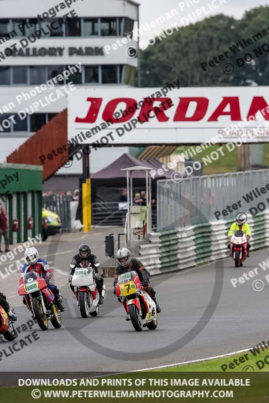 Vintage motorcycle club;eventdigitalimages;mallory park;mallory park trackday photographs;no limits trackdays;peter wileman photography;trackday digital images;trackday photos;vmcc festival 1000 bikes photographs